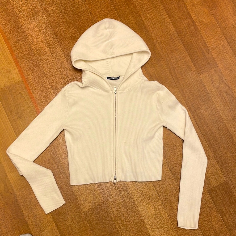 Brandy Melville double zipper hoodied sweater size S/M White